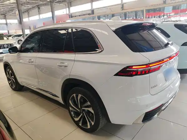 Geely Xingyue L 2024
