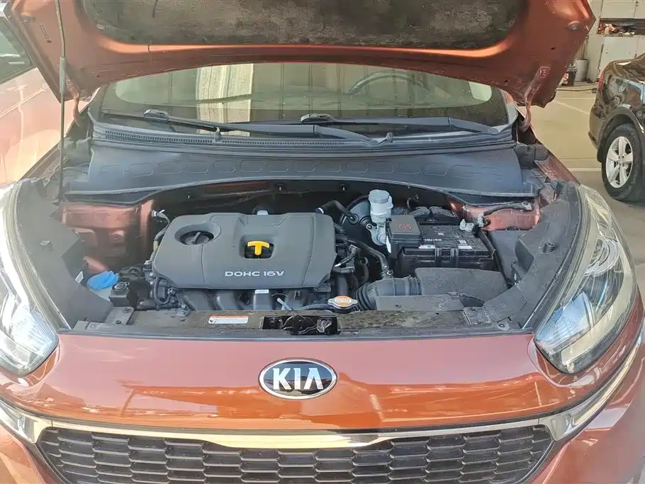 Kia KX3 2015 — фото 10