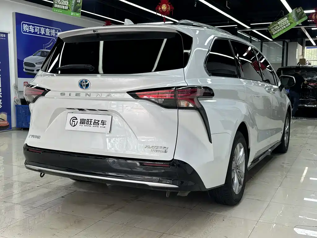 Toyota Sienna 2022