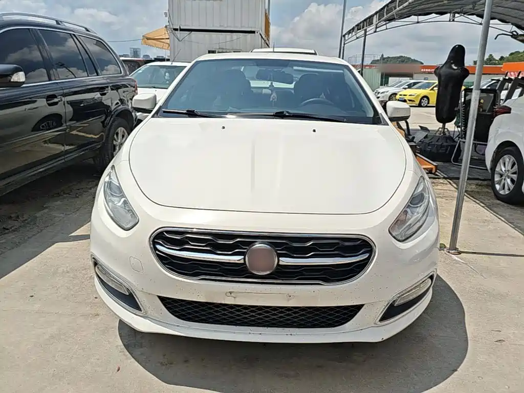Fiat Viaggio 2015