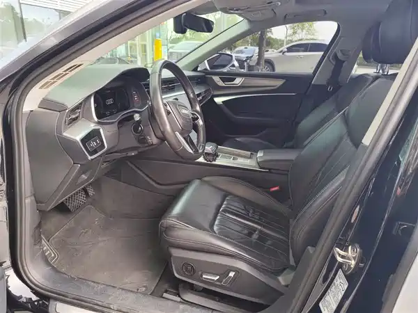 Audi A6L 2023