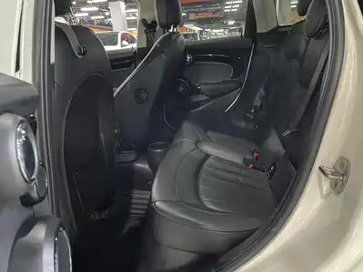 MINI MINI 2022