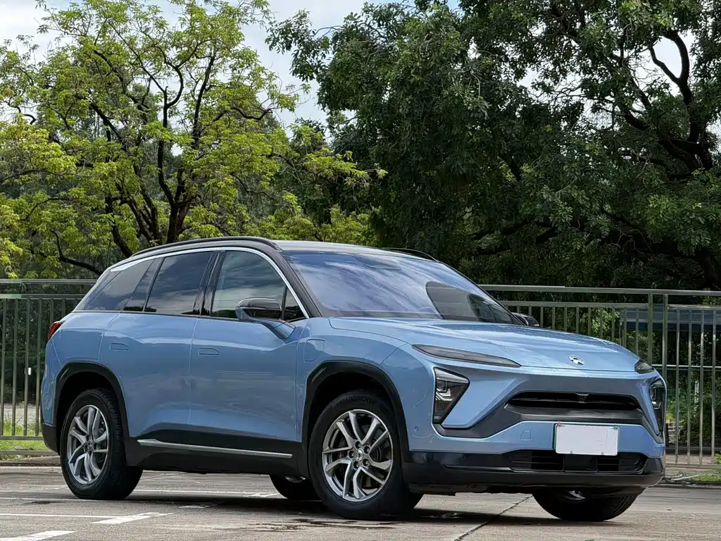NIO ES6 2020