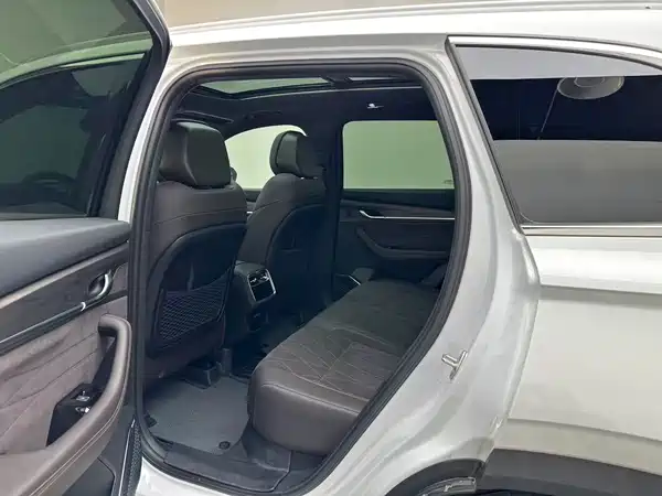 Geely Xingyue L 2026