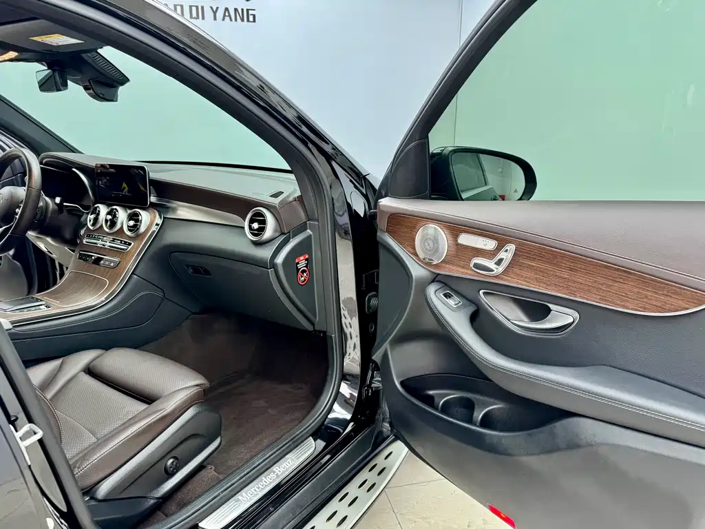 Mercedes-Benz GLC 2022 — фото 15