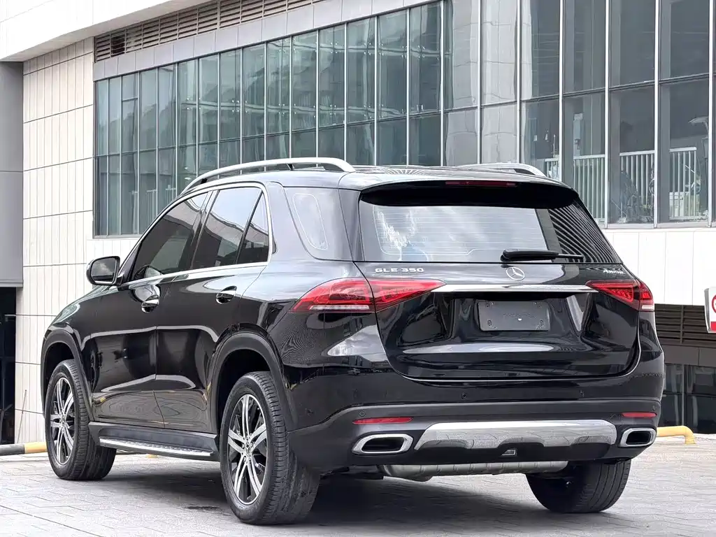 Mercedes-Benz GLE 2019 — фото 12