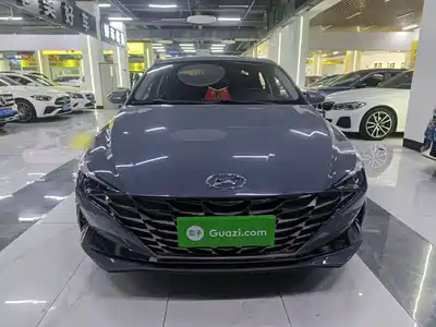 Hyundai Elantra 2022