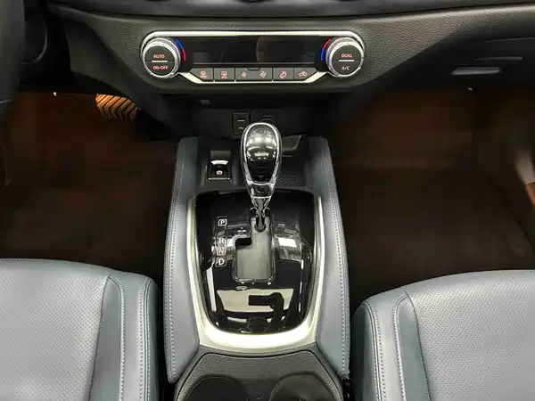Nissan X-Trail 2025