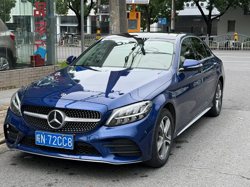 Mercedes-Benz C-Class 2020