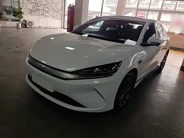 BYD Qin L 2025