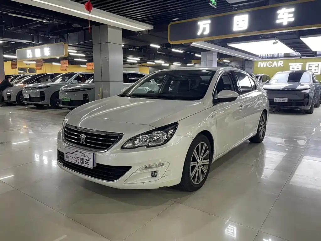 Peugeot 408 2015