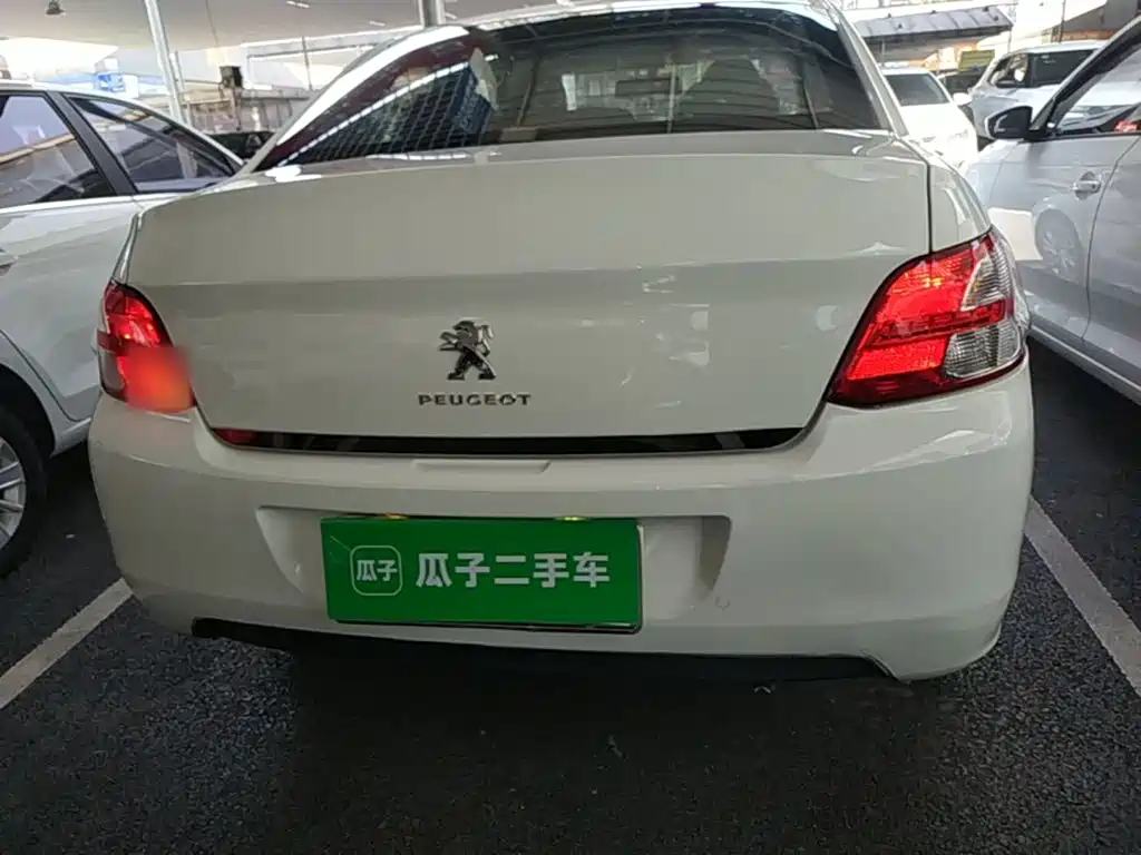 Peugeot 301 2014