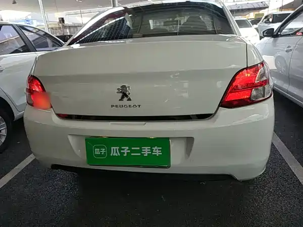 Peugeot 301 2014