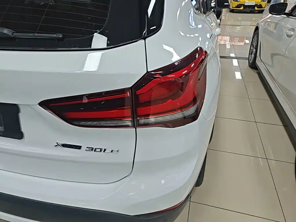 BMW X1 New Energy 2020 — фото 8