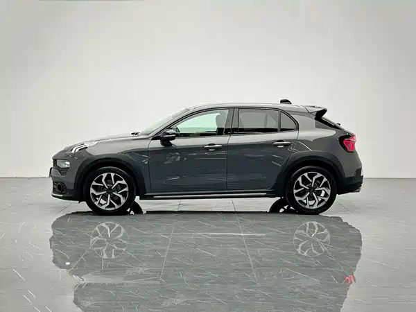 Lynk & Co 02 2019