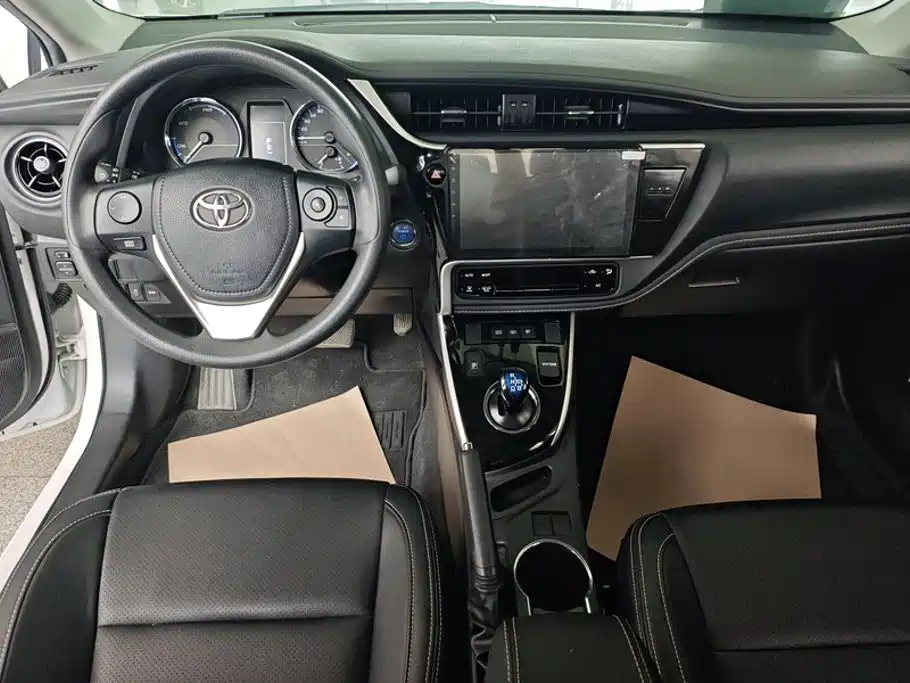 Toyota Corolla Hybrid 2021 — фото 12