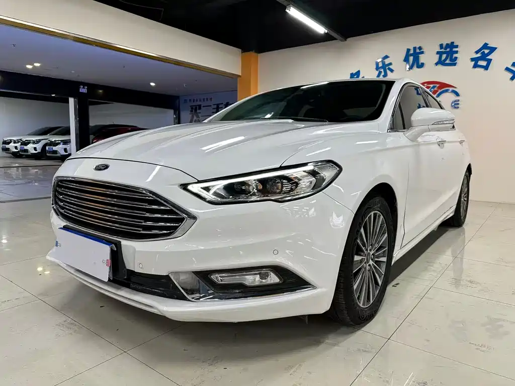 Ford Mondeo 2017 — фото 1