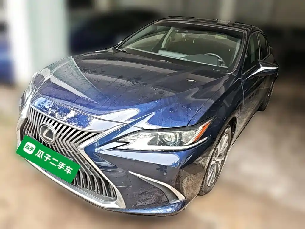 Lexus ES 2018