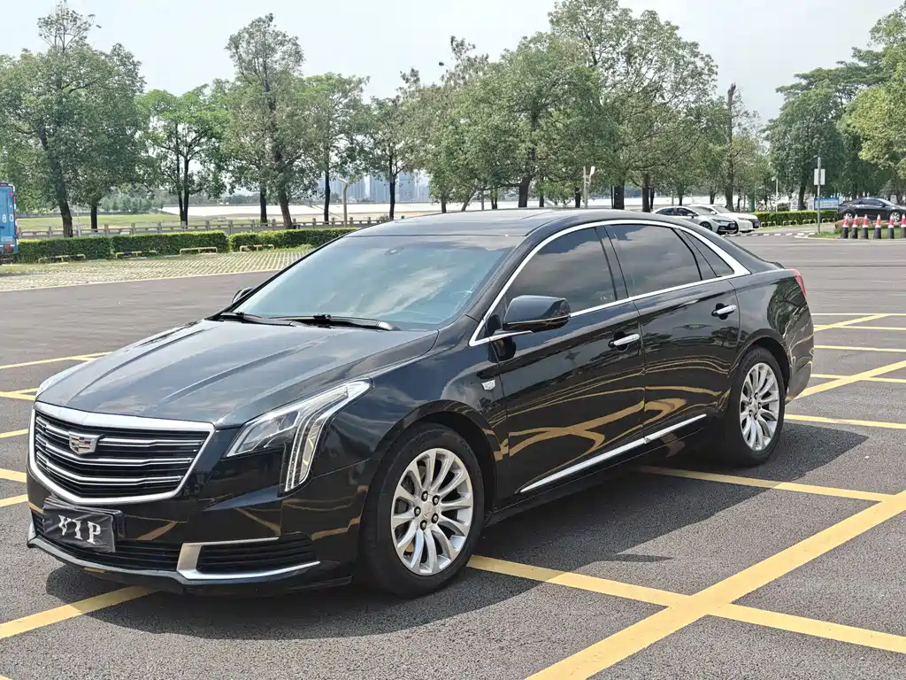 Cadillac XTS 2019 — фото 1
