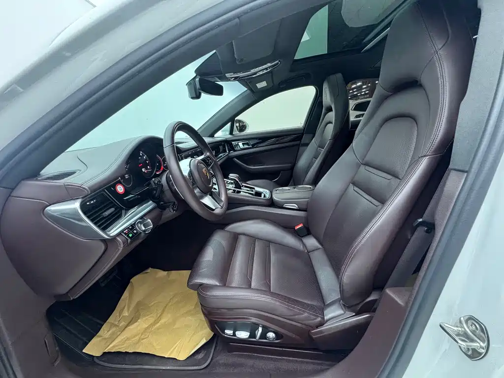 Porsche Panamera 2018 — фото 18