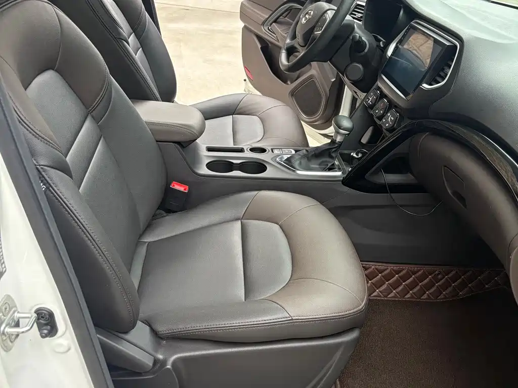 GAC Trumpchi GS4 2018 — фото 13