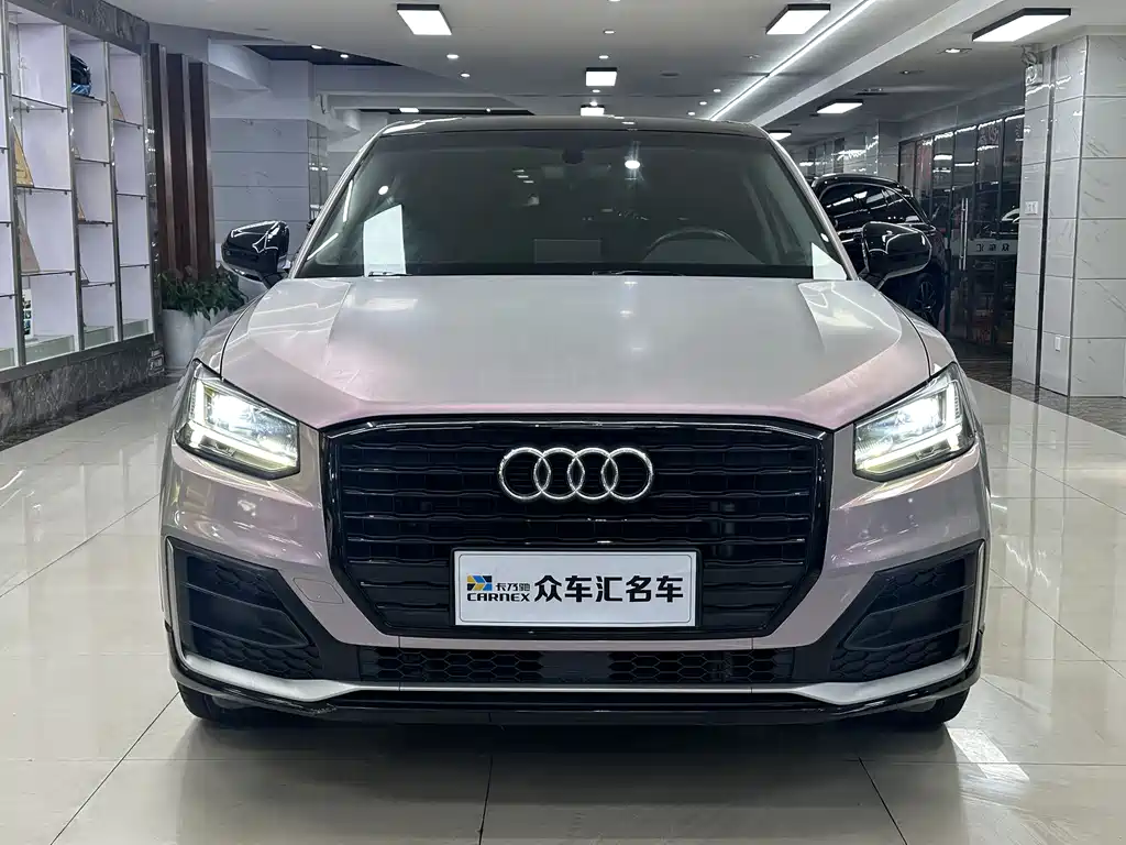 Audi Q2L 2019 — фото 2