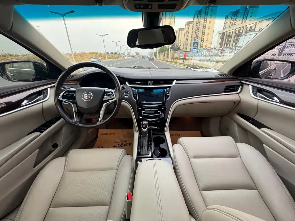 Cadillac XTS 2015 — фото 10