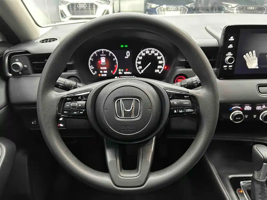 Honda Vezel 2024 — фото 3