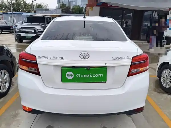 Toyota Yaris L 2019