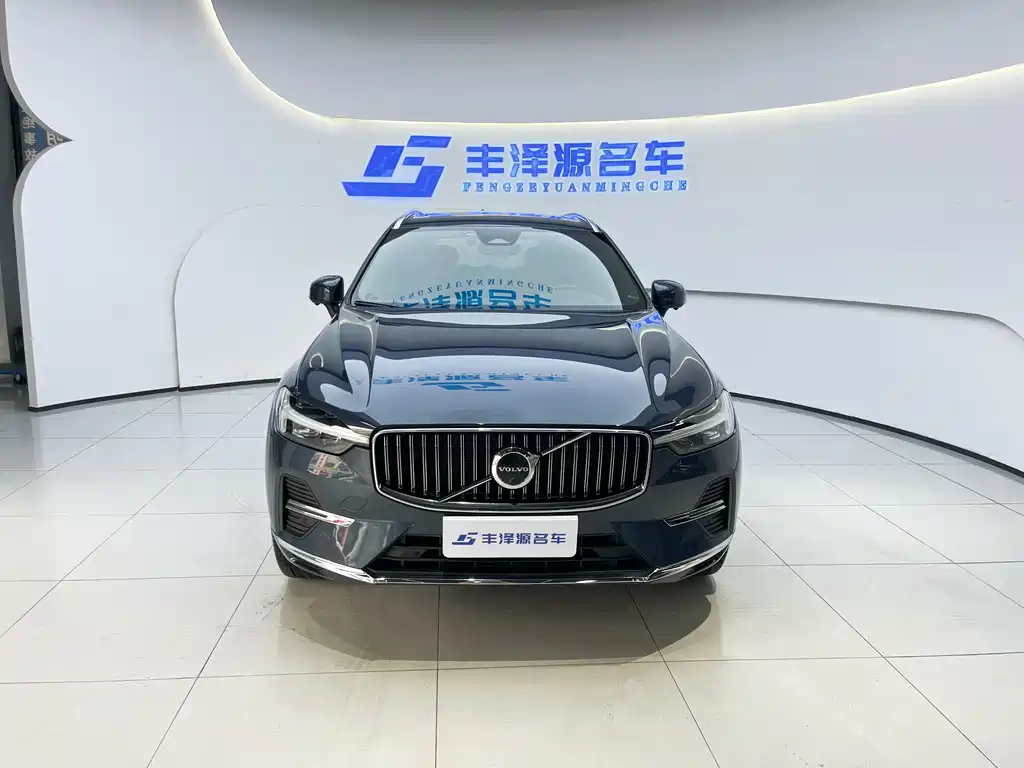 Volvo XC60 2024 — фото 2