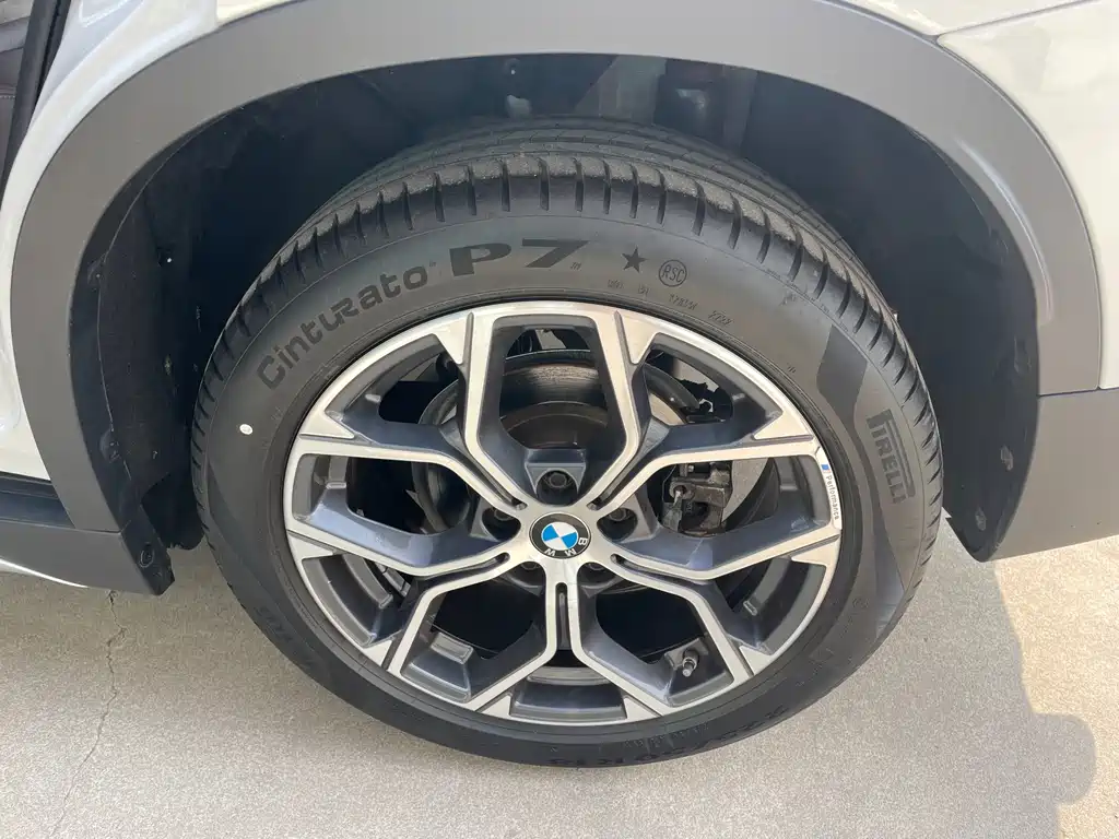 BMW X1 2022 — фото 18