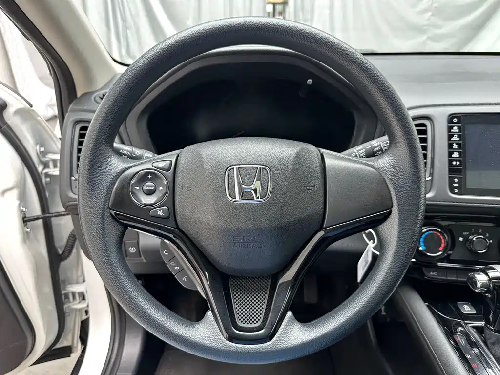 Honda Vezel 2022 — фото 8
