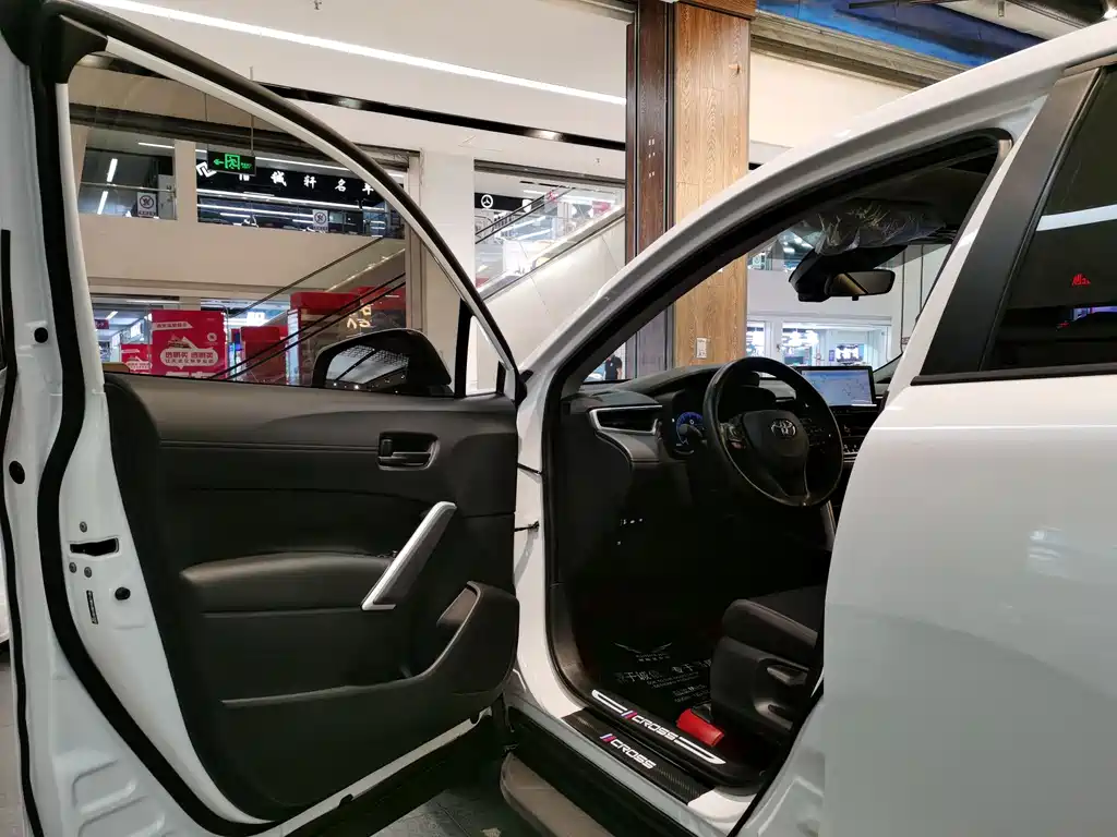 Toyota Corolla Cross 2023