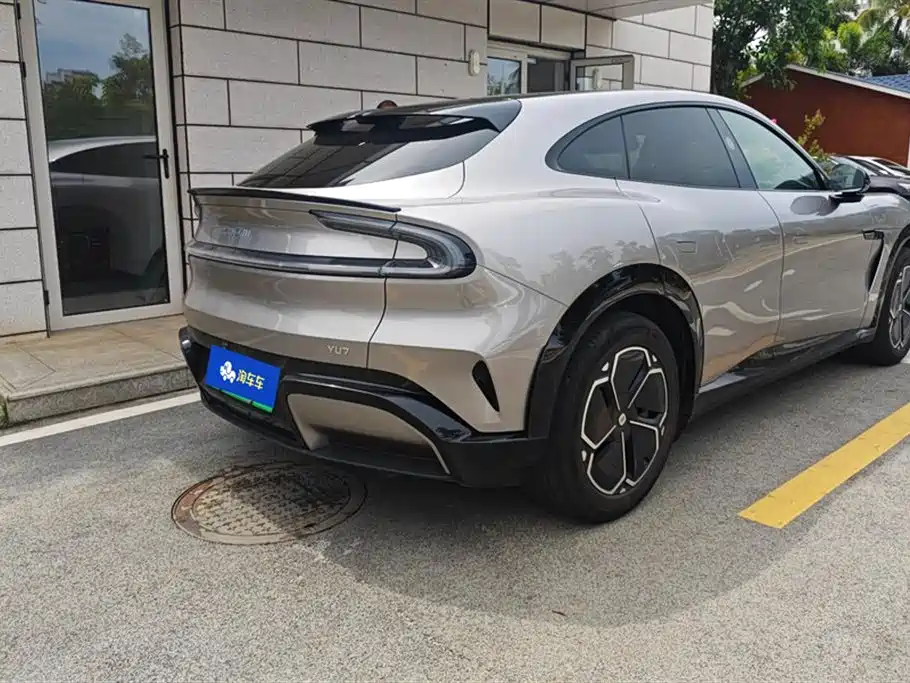 Xiaomi YU7 2025 — фото 3