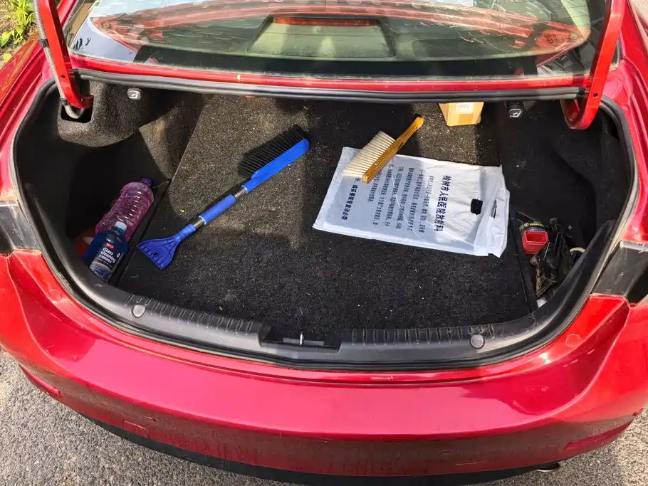 Mazda Atenza 2015