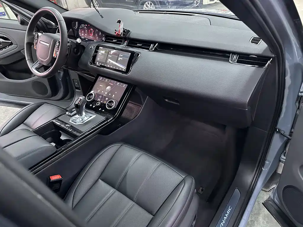 Land Rover Evoque 2020 — фото 9