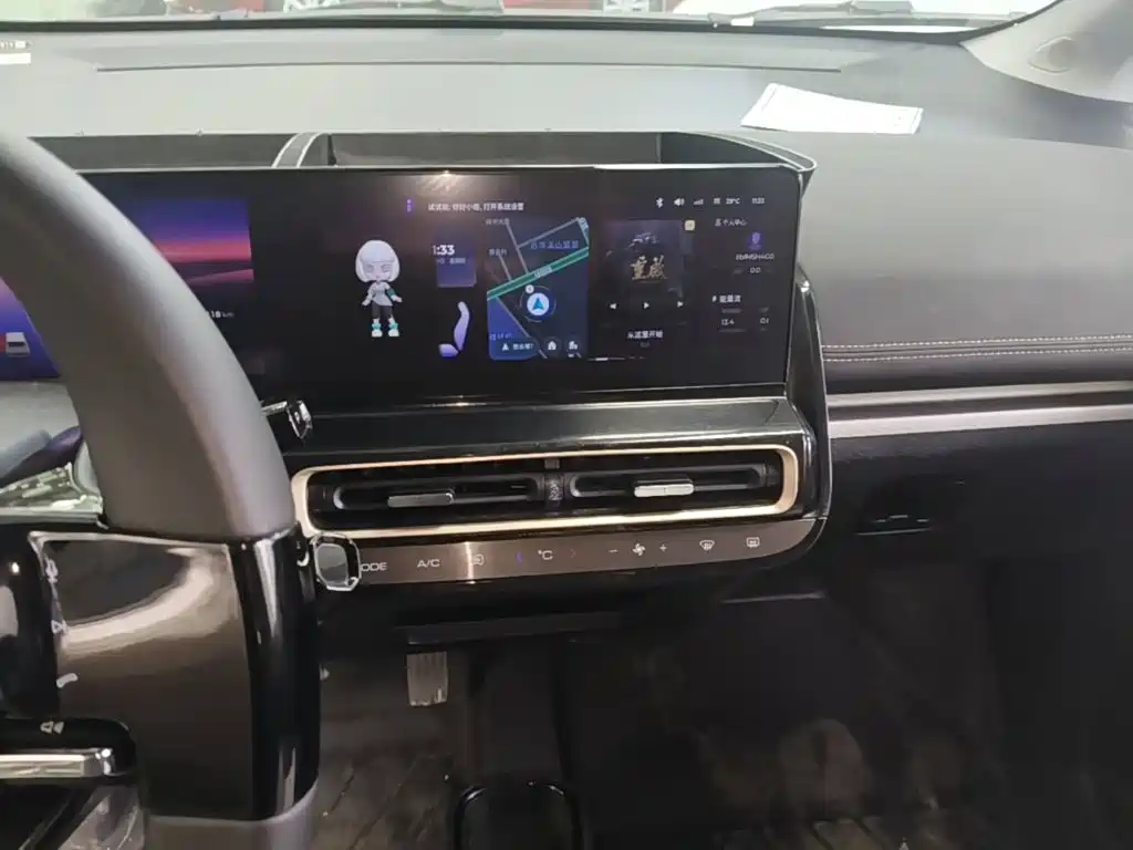 Baojun Kiwi EV 2022 — фото 13