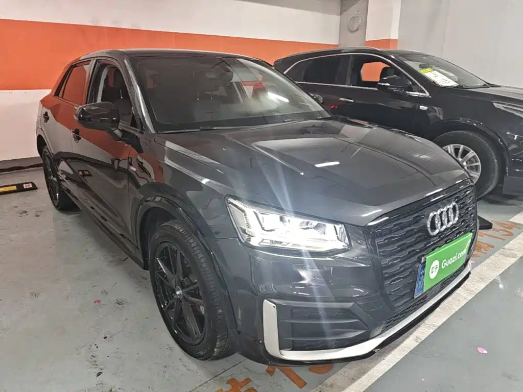 Audi Q2L 2019