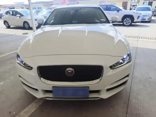 Jaguar XEL 2019