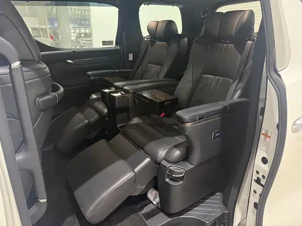 Toyota Alphard 2018