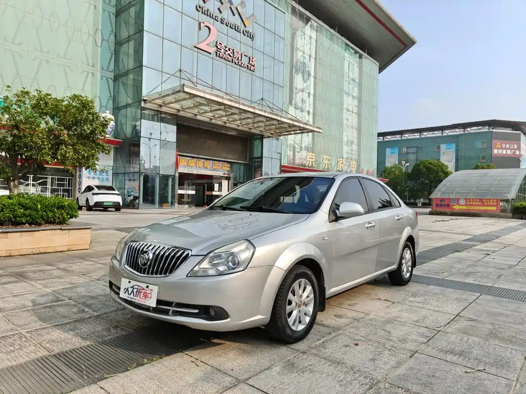 Buick Excelle 2013 — фото 1