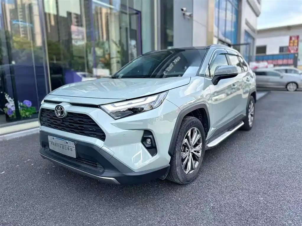 Toyota RAV4 2024