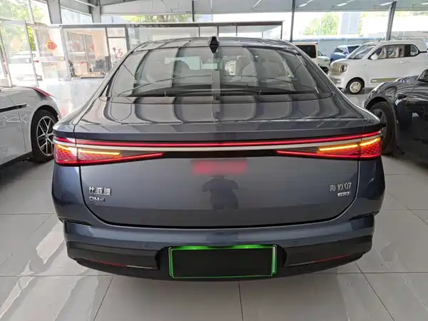 BYD Seal 07 DM-i 2026
