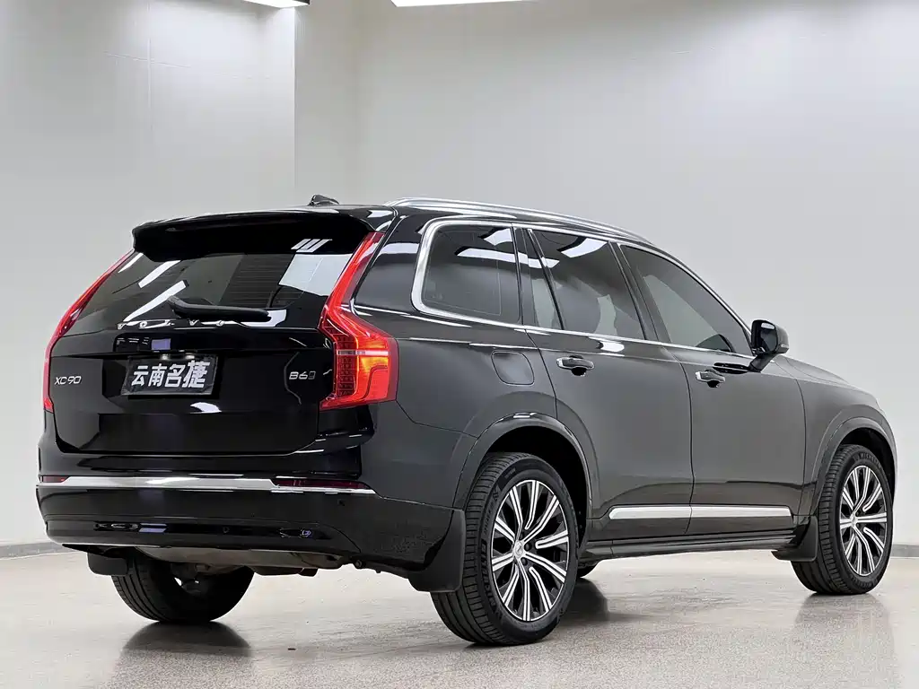 Volvo XC90 2023 — фото 6