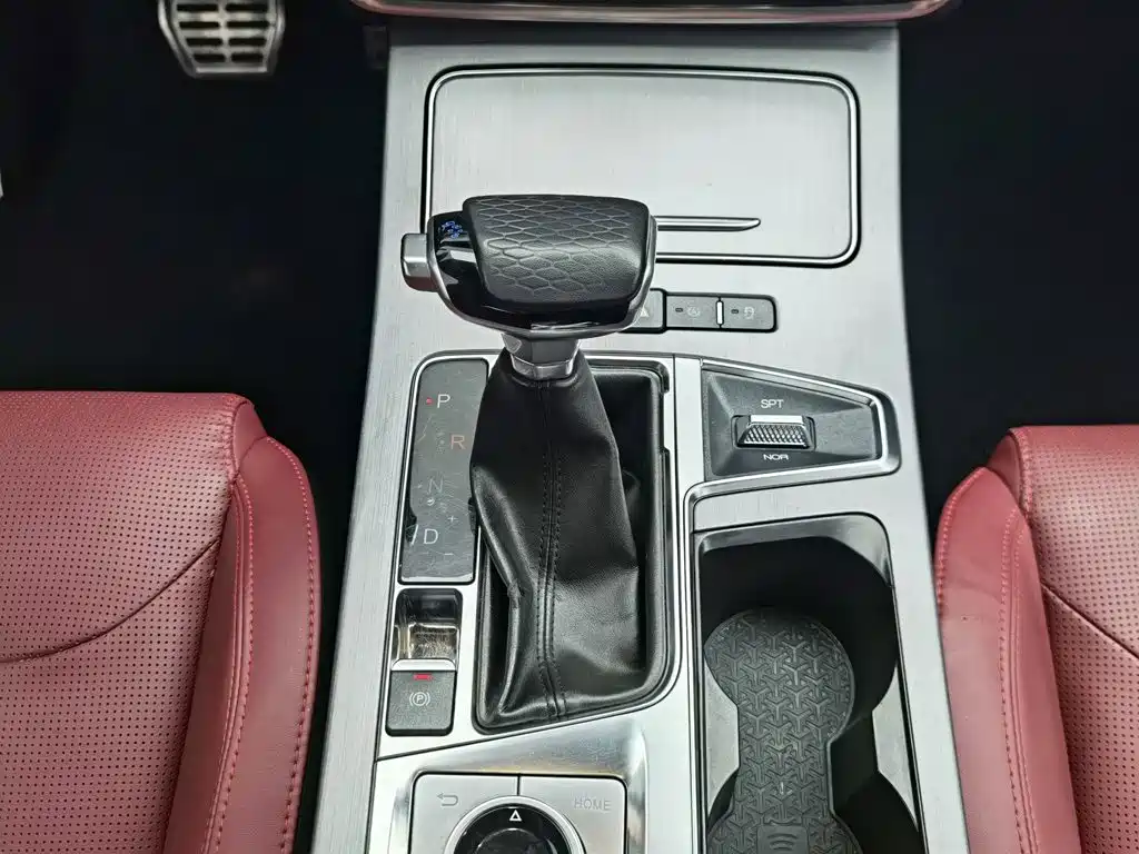 Jetour Jietu X70 PLUS 2022 — фото 13