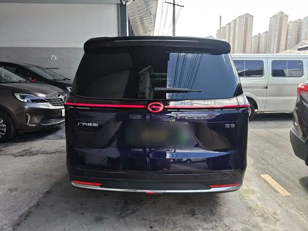 GAC Trumpchi E8 PHEV 2024 — фото 6