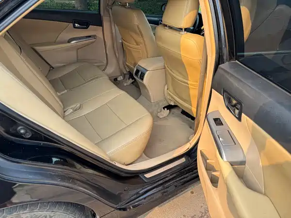 Toyota Camry 2012