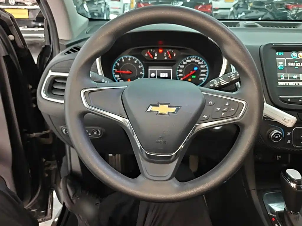 Chevrolet Equinox 2018 — фото 11