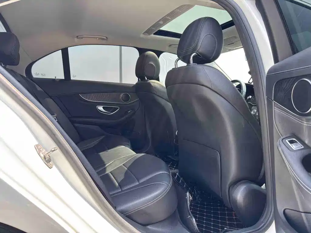 Mercedes-Benz C-Class 2020 — фото 15