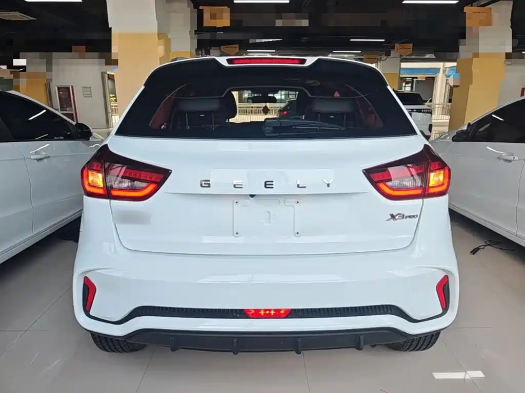 Geely Vision X3 2022